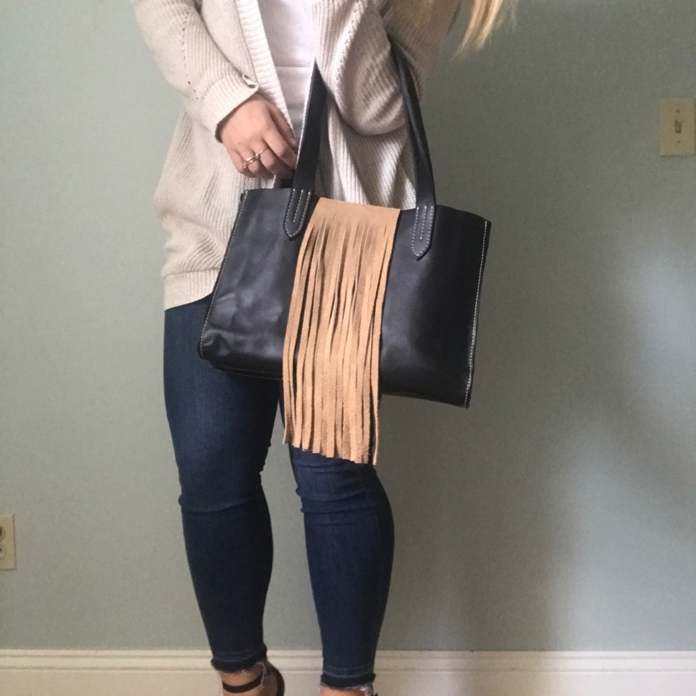 Cueropapel&tijera Rare Black Tote